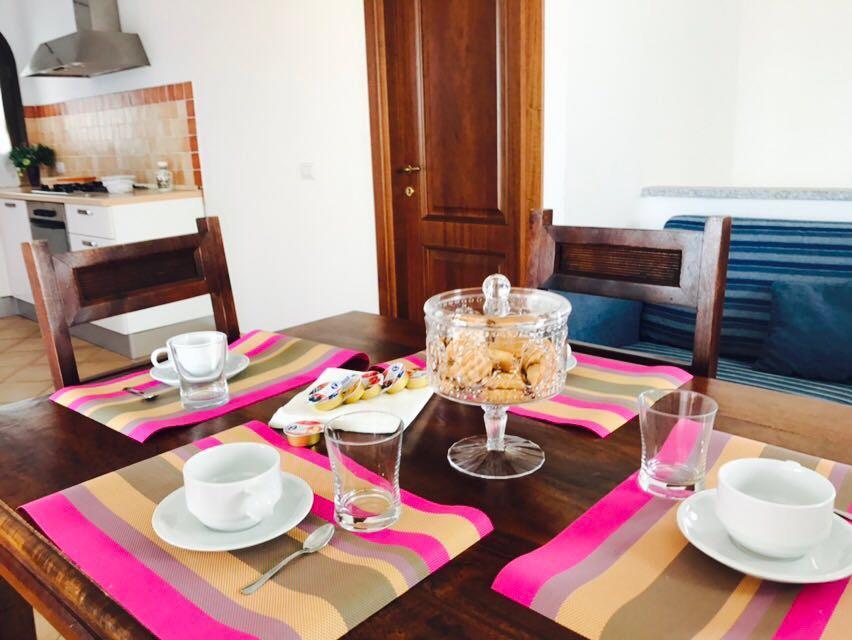 I Mari Di Gallura Apartment Сан Теодоро Екстериор снимка